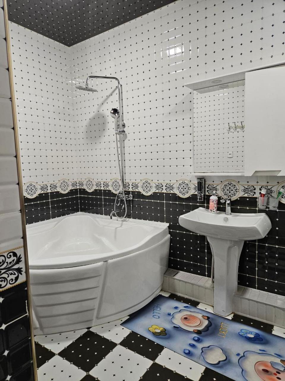 Apartment Bonushka ซามาร์คันด์ ภายนอก รูปภาพ